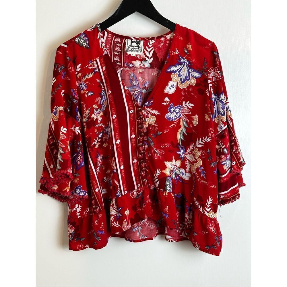 Jaase floral bounce with flounce at bottom and sleeves size L